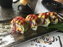 牛油果三文鱼卷-瀛川尚品(车陂利丰天地店)