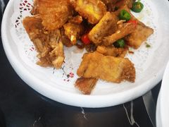 彩虹鲷鱼头尾骨腩椒盐-新榕记滨江壹號