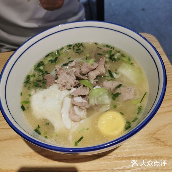 罗记鲜粉铺(米粉·简餐)