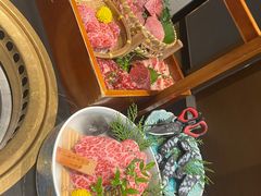 -山川小町·极番烧肉(新地假日广场店)