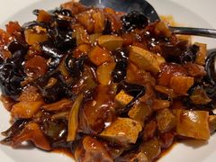 爪尖烩海参-羲和雅苑•北京烤鸭(乐园道万象城店)