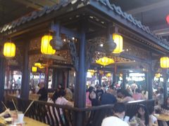 -八一路好吃街(雨田商务大厦店)