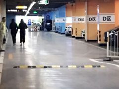 -新中关大厦·停车场