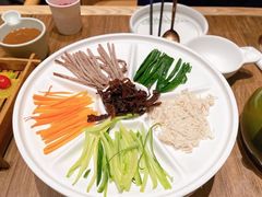 鸡丝凉米线-云海肴云南菜(浦江欢乐颂店)