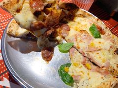 双拼披萨-Primo·丽莫意大利窑烤披萨