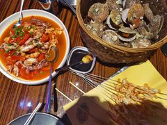-蚝堡海鲜·威海菜·海肠捞饭·烧烤·亚洲吃蚝公司(幸福门店)