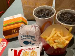 -麦当劳(中山公园龙之梦店)