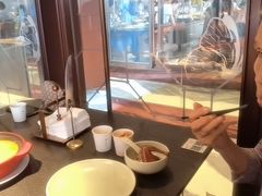 -蝴蝶里·粤菜·点心(龙湖天街&滨江店)
