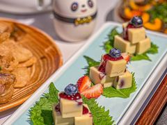 -嫩芽 ·地道重庆菜(十八梯露台夜景店)