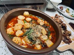 -小董哥烤串·爆汁大油边(故宫店)