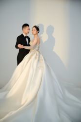 -雪中彩影婚纱摄影·微光艺术中心