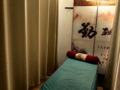 -佰推·肩颈腰·推拿理疗(湾悦城店)