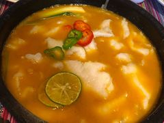 -香巴拉云南餐厅(华莱坞店)