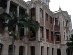 -香港大学