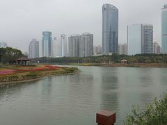 -万绿园