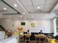大堂-老乡鸡(肥东店忠路润和尚品店)