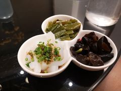 -渝半城经典川粤菜(重庆天地店)
