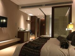 -西双版纳融创皇冠假日度假酒店