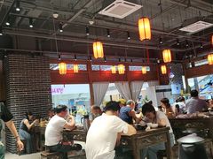 大堂-张氏宽窄巷成都名小吃(华发新天地店)