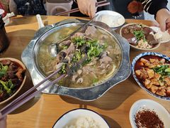 -谢老五跷脚牛肉·非遗传承店