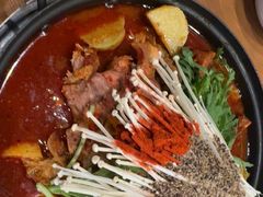 土豆脊骨锅-喇喇排骨火锅·传统韩式脊骨汤(望京西园总店)