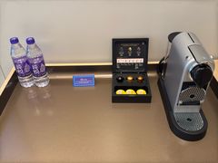 -深圳国际会展中心希尔顿酒店(前海华发冰雪世界店)