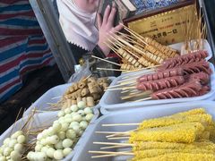 自助取餐区-萍姐炸串·大饼卷一切