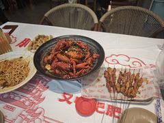 -肥肥虾庄·金牌油焖大虾(汉口城市广场店)
