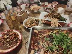 -冶建镜子·老南昌大排档·江西虾王(总店)