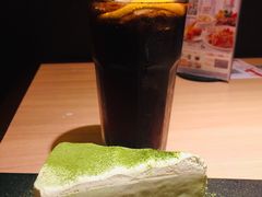 -必胜客(机场路店)