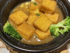 自制鲍汁豆腐煲-李记潮汕砂锅粥(营福路店)