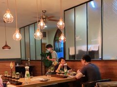 -默加东南亚美食(大宁音乐广场店)