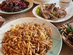 -缘生态云南菜·野生菌庭院餐厅(华侨城店)