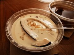 鲜椰丝牛奶炖桃胶-信行丰炖品皇店(光孝路店)