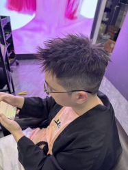 -藤野造型烫染·漂发