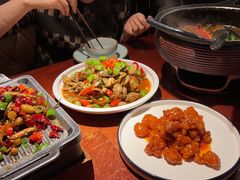 -荣公馆鱼头泡饭(巢湖万达店)