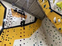 -问山MountQuest攀岩馆