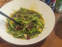 -黄泥岗·地道湖北菜(奥特莱斯店)