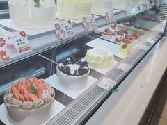 -花花卷卷·鲜食蛋糕(静安久光百货店)