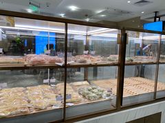 面包甜点陈列柜-奈雪的茶(新天地广场PRO店)
