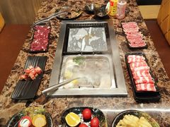 -牛里牛气· 榴莲海鲜鲜牛肉自助火锅·烤肉(横岗店)