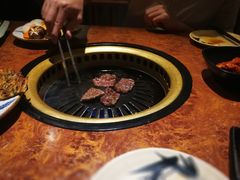 -炼火烤肉店