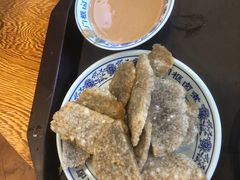 老北京炸灌肠-门框胡同百年卤煮(新街口店)