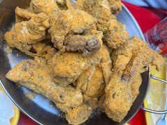-BHC炸鸡(明洞总店)
