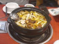 -菌之家·专业纯野生菌火锅·特色炒菌