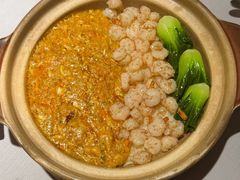 三虾蟹黄捞饭-屋里厢上海菜馆