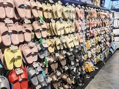 -胖东来生活广场(健康路店)
