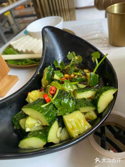 八乔煎肉馆·丹东特色煎锅(梅林店)凉拌黄瓜图片