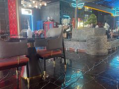 -屋有岛沉浸游戏旗舰店(中山公园店)