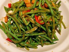 -小菜园新徽菜(镇江丹阳吾悦店)